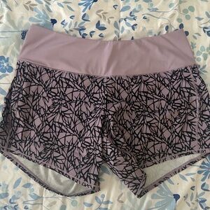 Oiselle Lavender longer roga Shorts